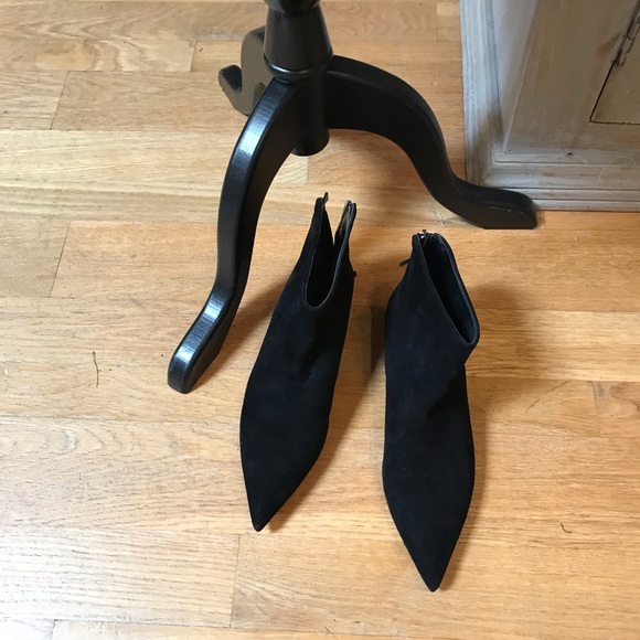 Miu Miu Luxe Italian Black Suede Ankle Boots, Size 37, EUC - Picture 5 of 13